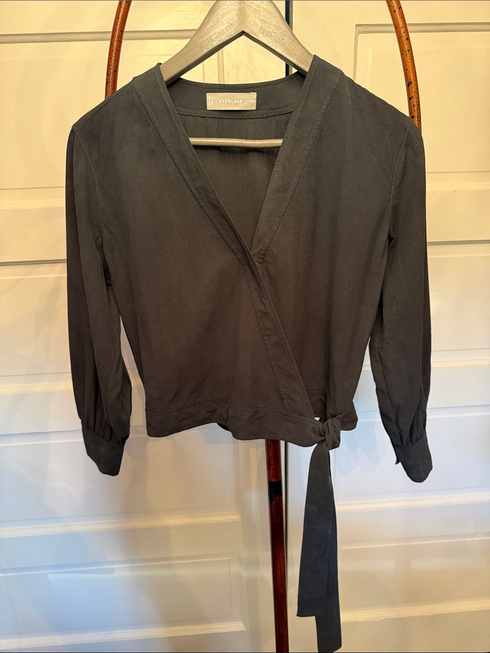 Everlane 100% Silk Wrap Blouse Black Minimalist Quiet Luxury Size 0